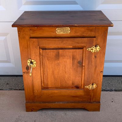 LOT 59: White Clad (Simmons Hardware Co.) End Table / Cabinet
