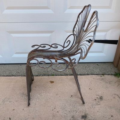 LOT 89: Unique Find - Metal Butterfly Chair