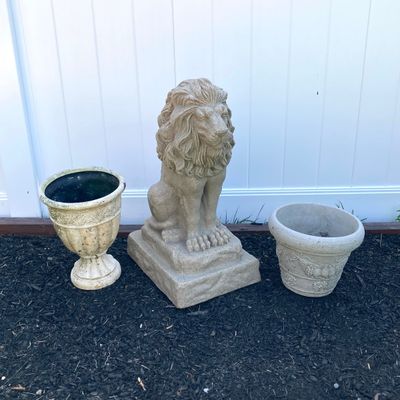 LOT 83: Garden Decor - Plastic Sand Lion Statue with Pair of Plastic / Resin Planters