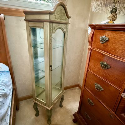 LOT 35: Hand Painted Display Wood Shelf with Mirrored Back and Glass Shelves