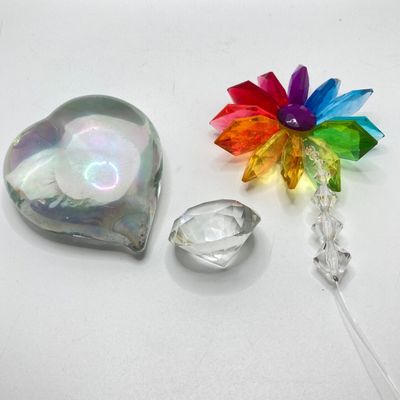 LOT 93: Colorful Art Glass - Paper Weights, Figurines and More