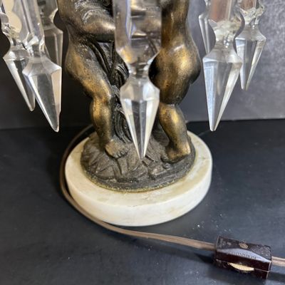 LOT 41: Vintage/Antique Brass Cherub Parlor Lamp with Crystals and Marble Base
