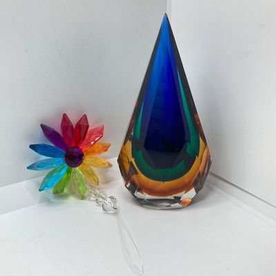LOT 93: Colorful Art Glass - Paper Weights, Figurines and More