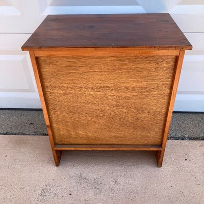 LOT 59: White Clad (Simmons Hardware Co.) End Table / Cabinet