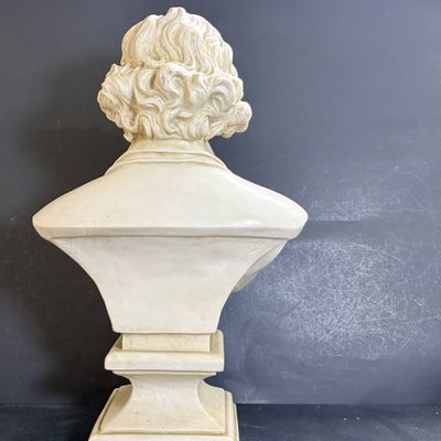 LOT 122: Large Poly-resin 18” Beethoven Bust, Thomas Collector’s Ed Radion Model BD=109 and Record Bowl