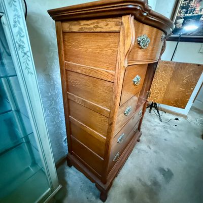LOT 36: Lexington Victorian Sampler Collection Tall Door Chest/Dresser