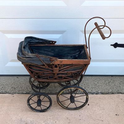 LOT 91: Vintage Garden Decor - Metal / Iron Hummingbird Feeder / Bath with Baby Coach