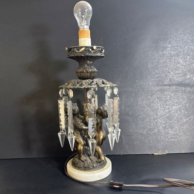 LOT 41: Vintage/Antique Brass Cherub Parlor Lamp with Crystals and Marble Base