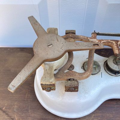 LOT 62: Vintage Dayton Scale Division (The Hobart Manufacturing Co.) - Style 47, Serial No. 137743