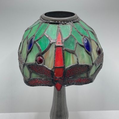 LOT 71: Stained Glass Tea Light Lamp / Light, I Godinger & Co Lidded Bowl with Cast Iron Grasshopper