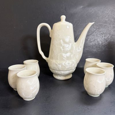 LOT 117: Asian Pearlescent Luster Glaze Tea Set in Felt Lined Wooden Box