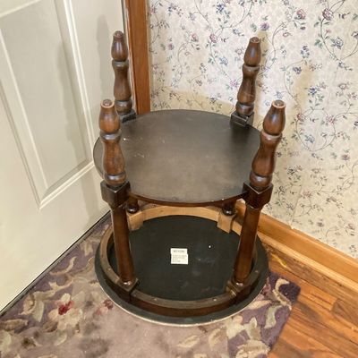 LOT 66: Wood Accent Table with Faux Marble Top, Cut Glass Pedestal Lidded Candy Dish and Decorative Lamp