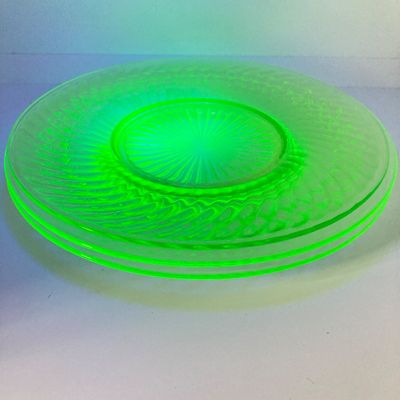 LOT 100: Three Uranium Glass Plates with Westmoreland Rectangular Milk Glass Lidded Box