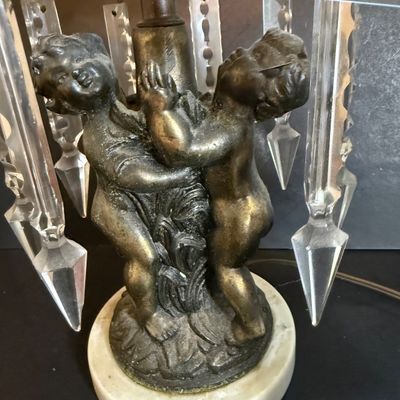 LOT 41: Vintage/Antique Brass Cherub Parlor Lamp with Crystals and Marble Base