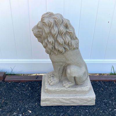 LOT 83: Garden Decor - Plastic Sand Lion Statue with Pair of Plastic / Resin Planters