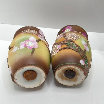 LOT 103: Beautiful Collection of Hand Painted Porcelain / China - Limoges, Nippon, Noritake Japan and More