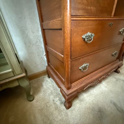 LOT 36: Lexington Victorian Sampler Collection Tall Door Chest/Dresser