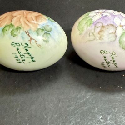 LOT 50: Collection of Hand-painted Egg Shells and Ceramic Eggs and Egg Dish