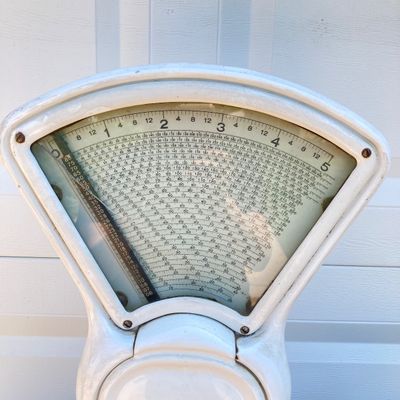 LOT 62: Vintage Dayton Scale Division (The Hobart Manufacturing Co.) - Style 47, Serial No. 137743