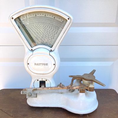 LOT 62: Vintage Dayton Scale Division (The Hobart Manufacturing Co.) - Style 47, Serial No. 137743
