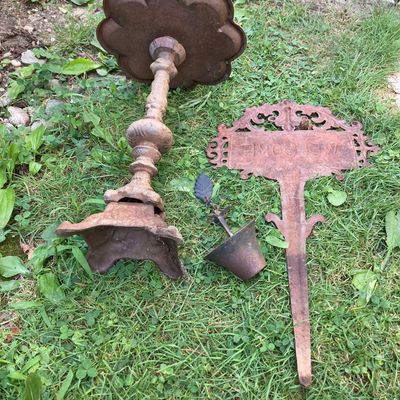 LOT 87: Cast Iron / Metal Garden Decor - Welcome Stake, Bird Feeder and Bell
