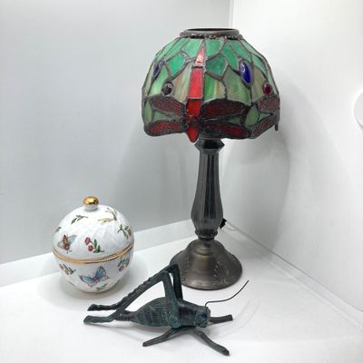LOT 71: Stained Glass Tea Light Lamp / Light, I Godinger & Co Lidded Bowl with Cast Iron Grasshopper