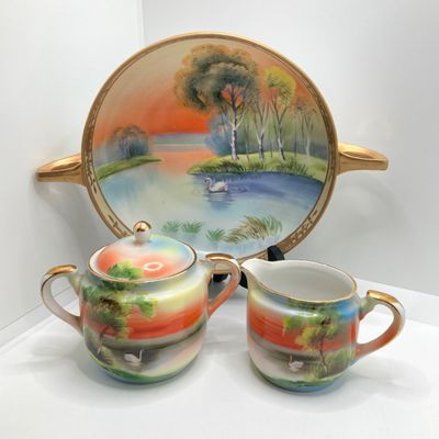 LOT 103: Beautiful Collection of Hand Painted Porcelain / China - Limoges, Nippon, Noritake Japan and More
