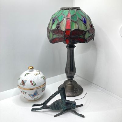 LOT 71: Stained Glass Tea Light Lamp / Light, I Godinger & Co Lidded Bowl with Cast Iron Grasshopper