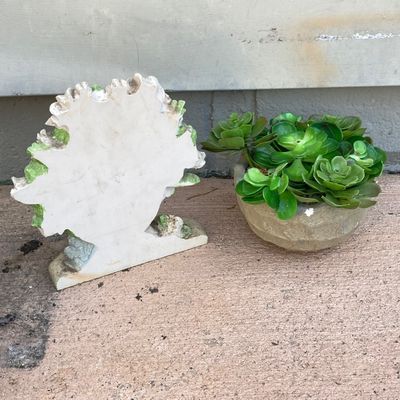 LOT 85: Assorted Patio / Outdoor Decor - Frog, Faux Plant, Jim Shore, Statues and More