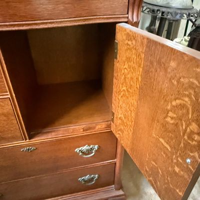 LOT 36: Lexington Victorian Sampler Collection Tall Door Chest/Dresser