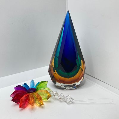 LOT 93: Colorful Art Glass - Paper Weights, Figurines and More