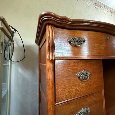 LOT 36: Lexington Victorian Sampler Collection Tall Door Chest/Dresser