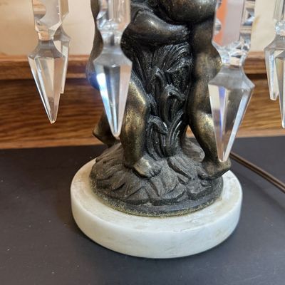 LOT 41: Vintage/Antique Brass Cherub Parlor Lamp with Crystals and Marble Base