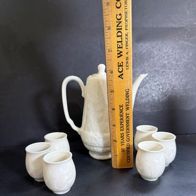 LOT 117: Asian Pearlescent Luster Glaze Tea Set in Felt Lined Wooden Box
