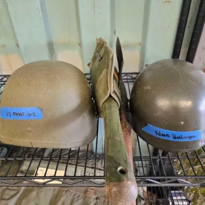 3526 us and poland military helmets