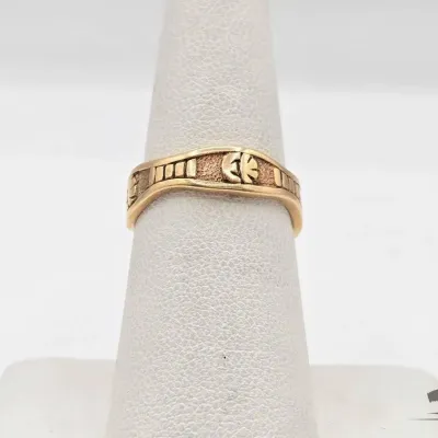 720 14kt gold ring 4 2g