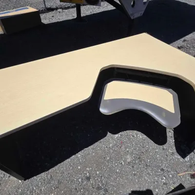 72004 herman miller corner office desk