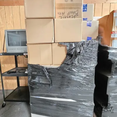 2550 pallet of uline bandages
