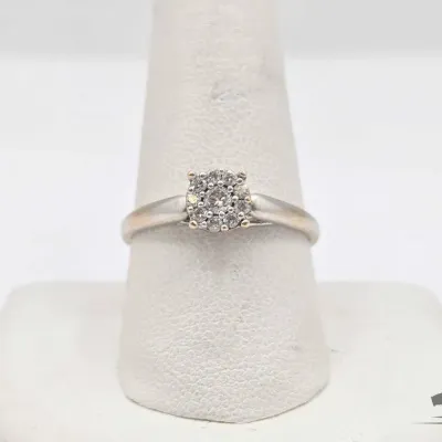 805 10kt white gold with diamonds 2 8g