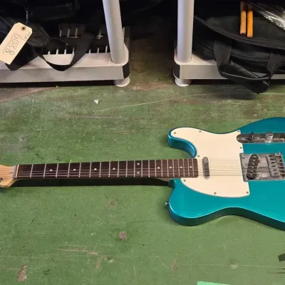 6096 fender squier affinity series telecaster electric guitar