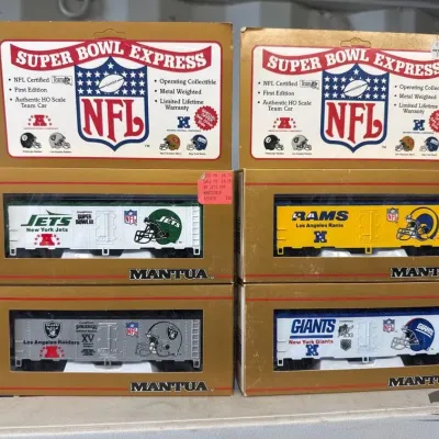 5040 4 mantua super bowl express ho scale trains