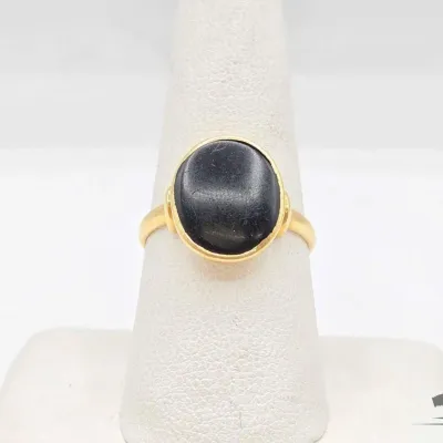 604 18kt gold ring 3 7g