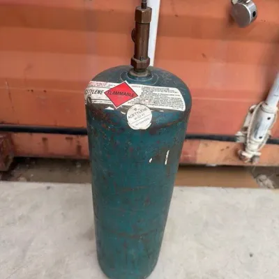 5001 acetylene tank