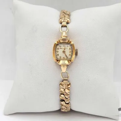 1100 14kt bezel bulova watch