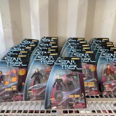5022 star trek auction figures