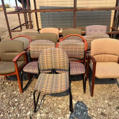 72002 13 lobby chairs