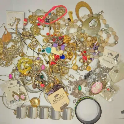1012 costume jewelry