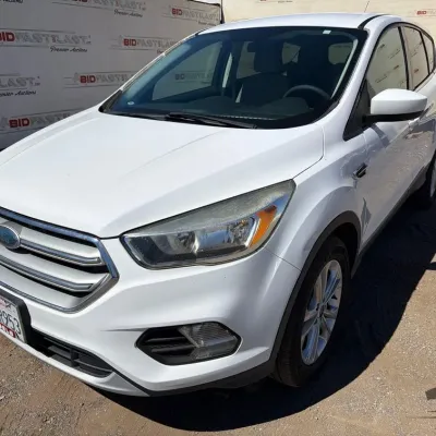 160 2017 ford escape low miles