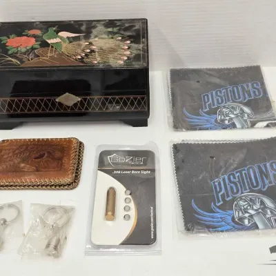 1922 jewelry box and leather wallet