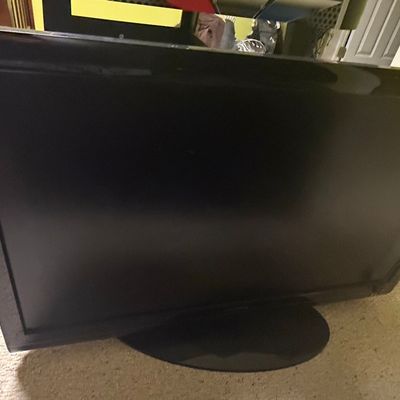 Toshiba 32" LCD TV